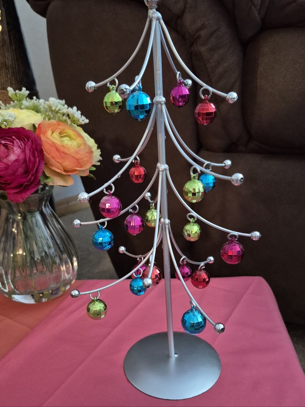 DISCO BALL METAL CHRISTMAS TREE - Picture 2 of 4